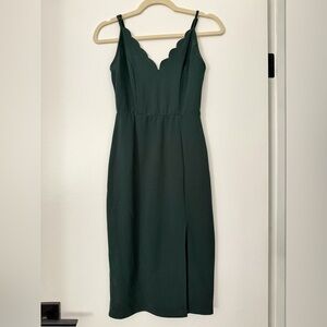 Socialite Dark Green Scallop V-Neck Midi Dress